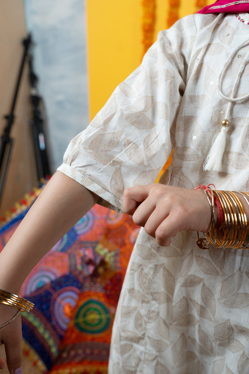 Girls White Kurta Salwar Set