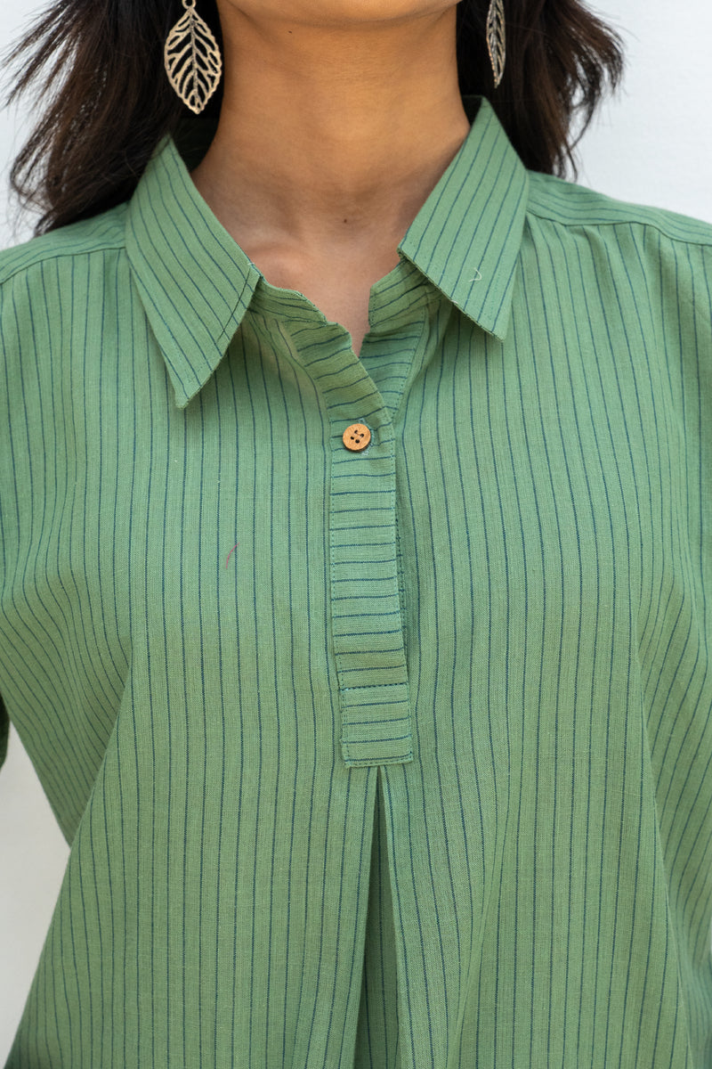 Green Cotton Handloom Collar Neck Short Top For Women's