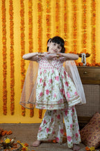 KIds White Printed Kurta Shrara Set For Women's