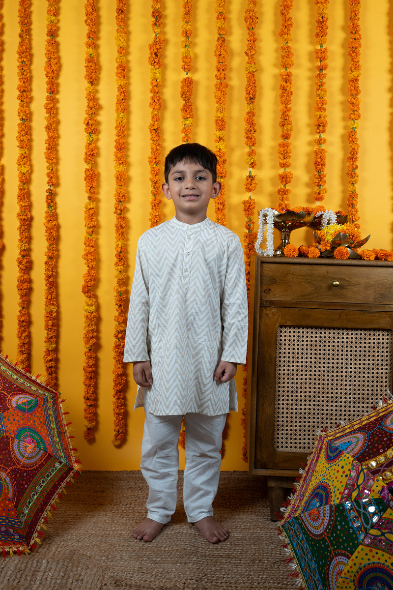 Boys White Cotton Kurta