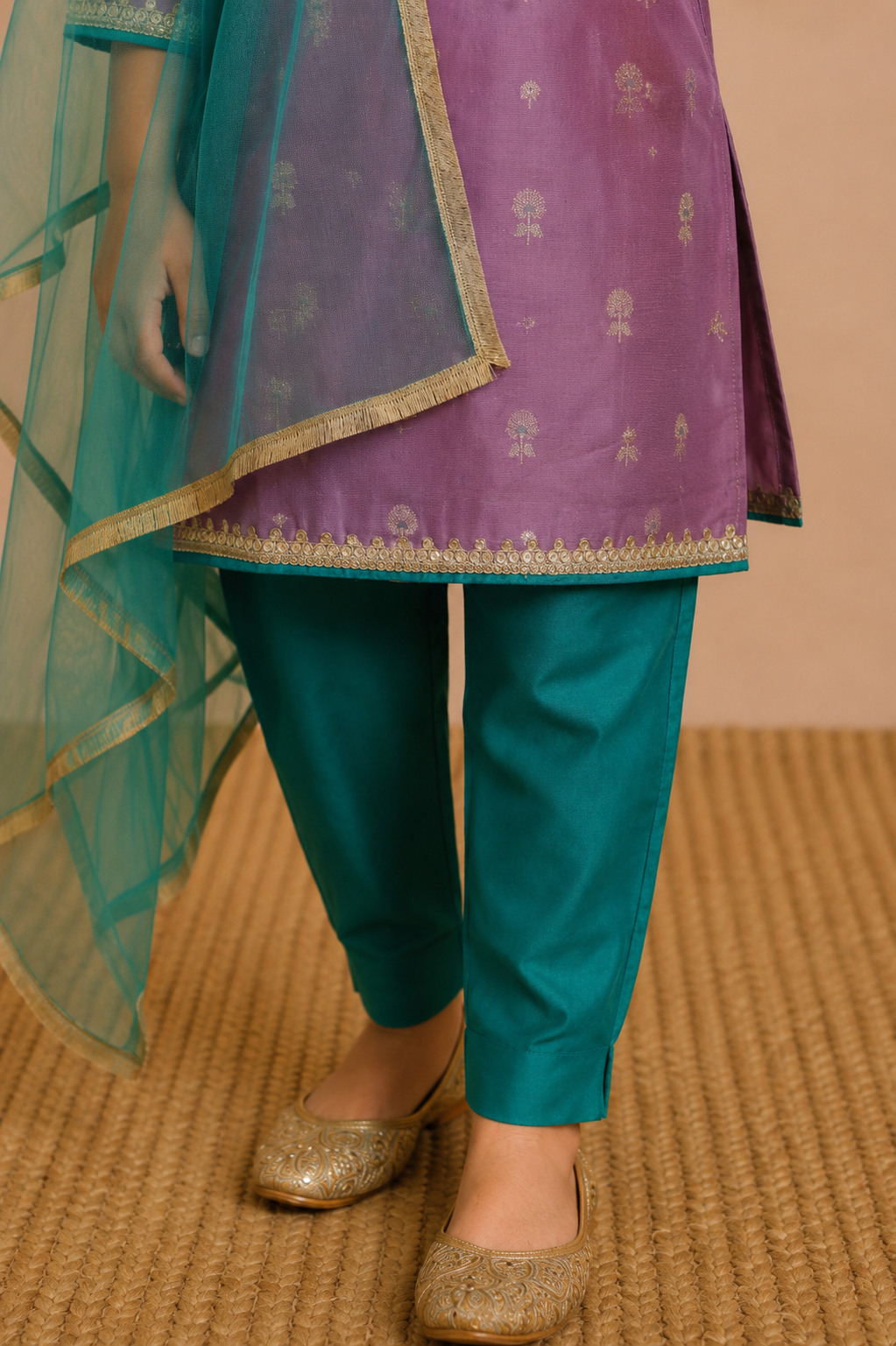 Light Green Kurta Pant Dupatta