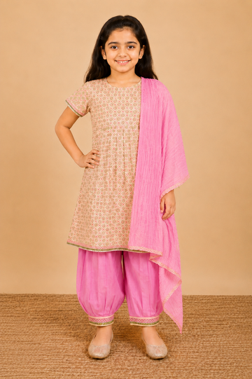 Beige Kurta Pant Dupatta