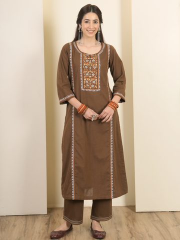 Brown Cotton Flax Aari Embroidered Kurta Pant