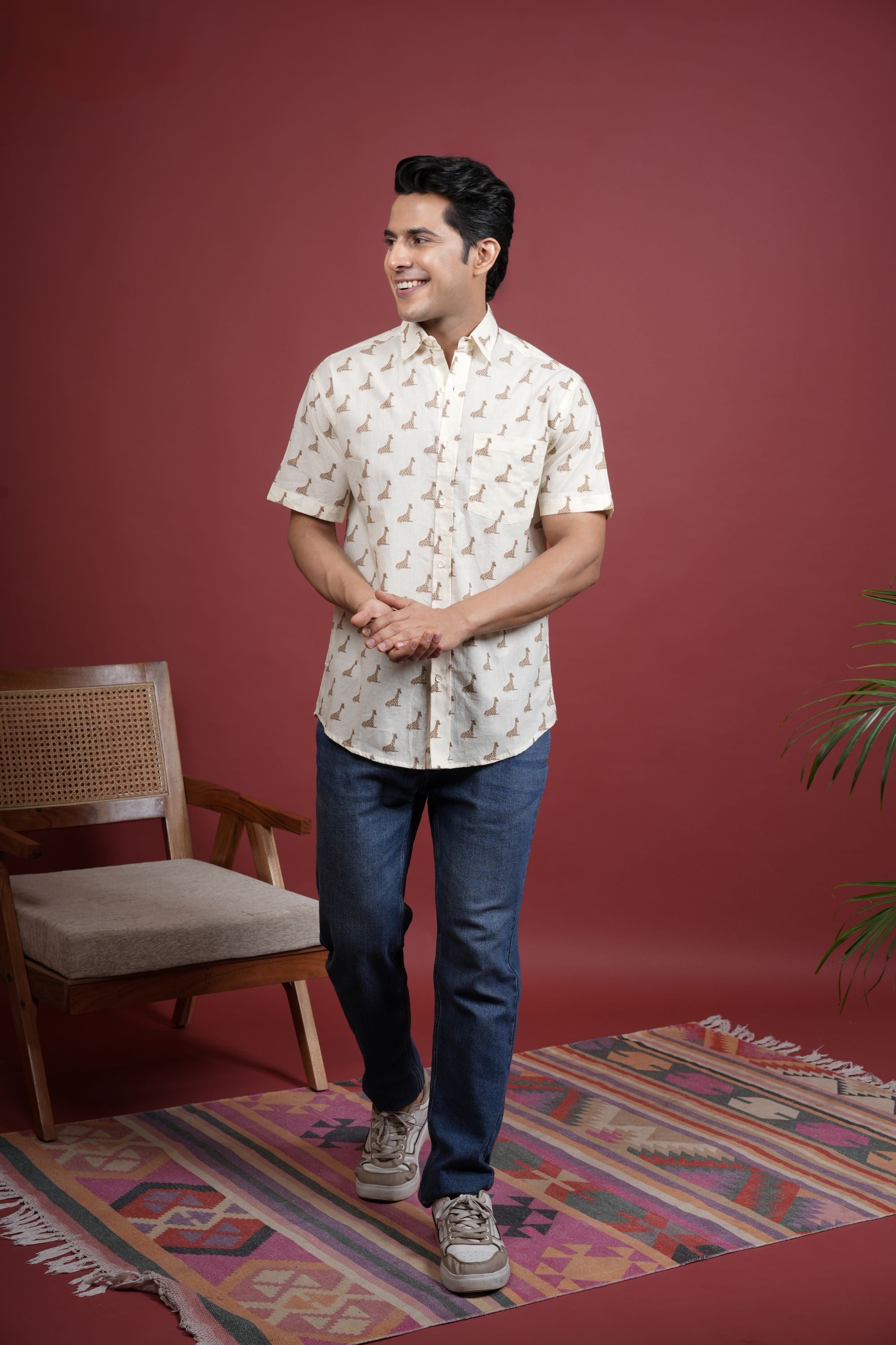 CREAM COTTON COLLAR NECK GIRAFFE PRINT SHIRT FOR MEN'S
