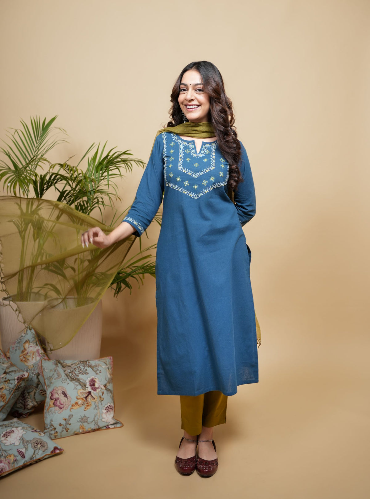 Blue Cotton Flax Round with V-Neck Kurta For Women's