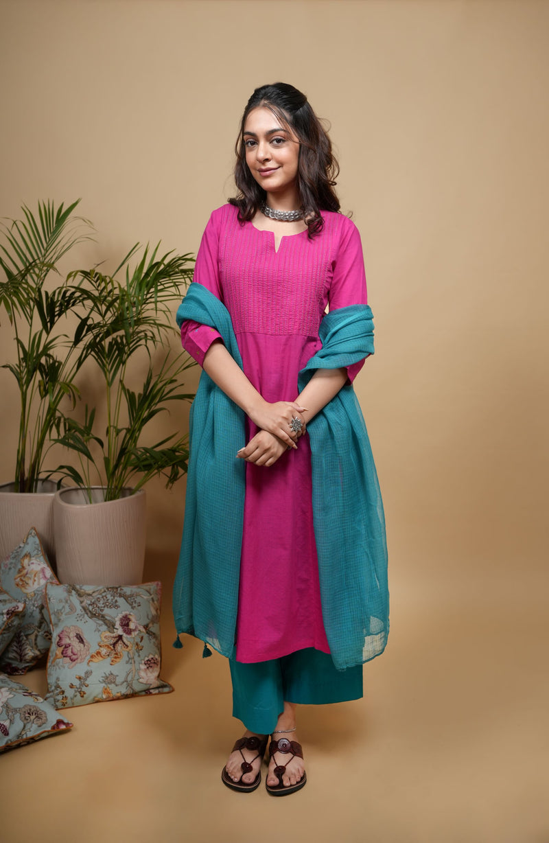 MAGENTA COTTON ROUND WITH V-NECK KURTA FOR WOMEN'S