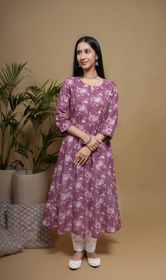 Purple Cotton Floral Print Round Neck Kurta For Women's