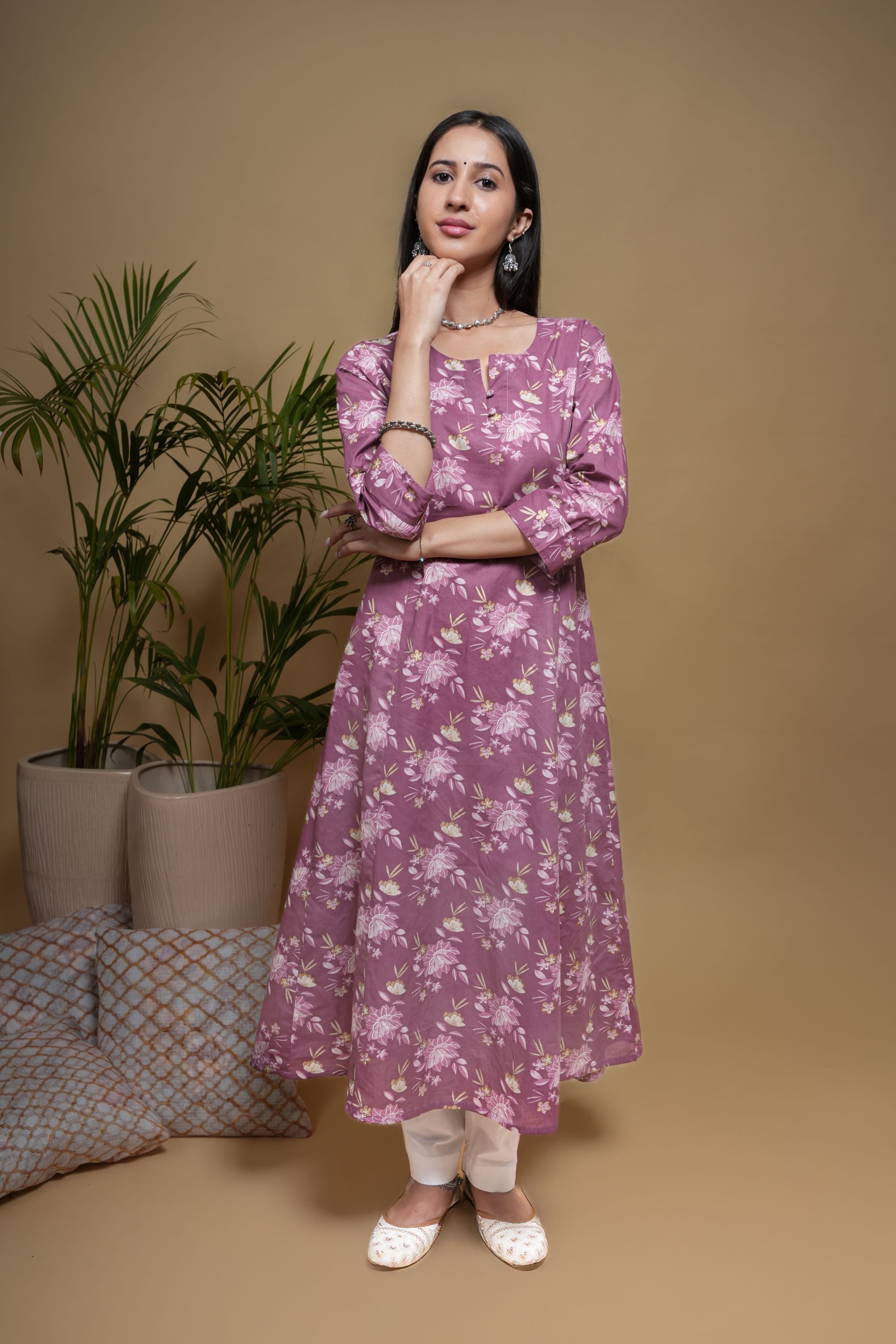 Purple Cotton Floral Print Round Neck Kurta For Women's