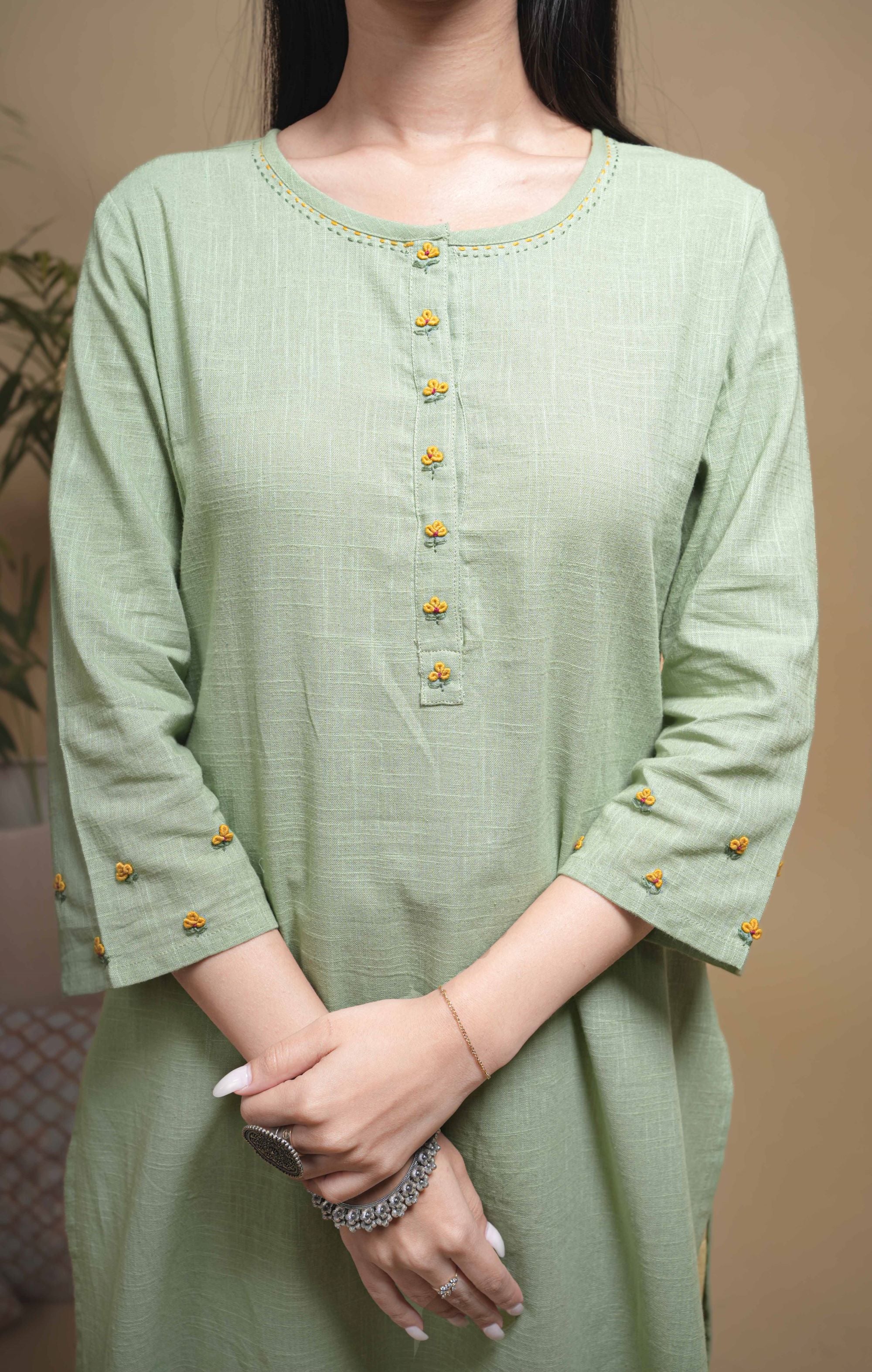 Pista Green Cotton Slub Round Neck Kurta For Women's