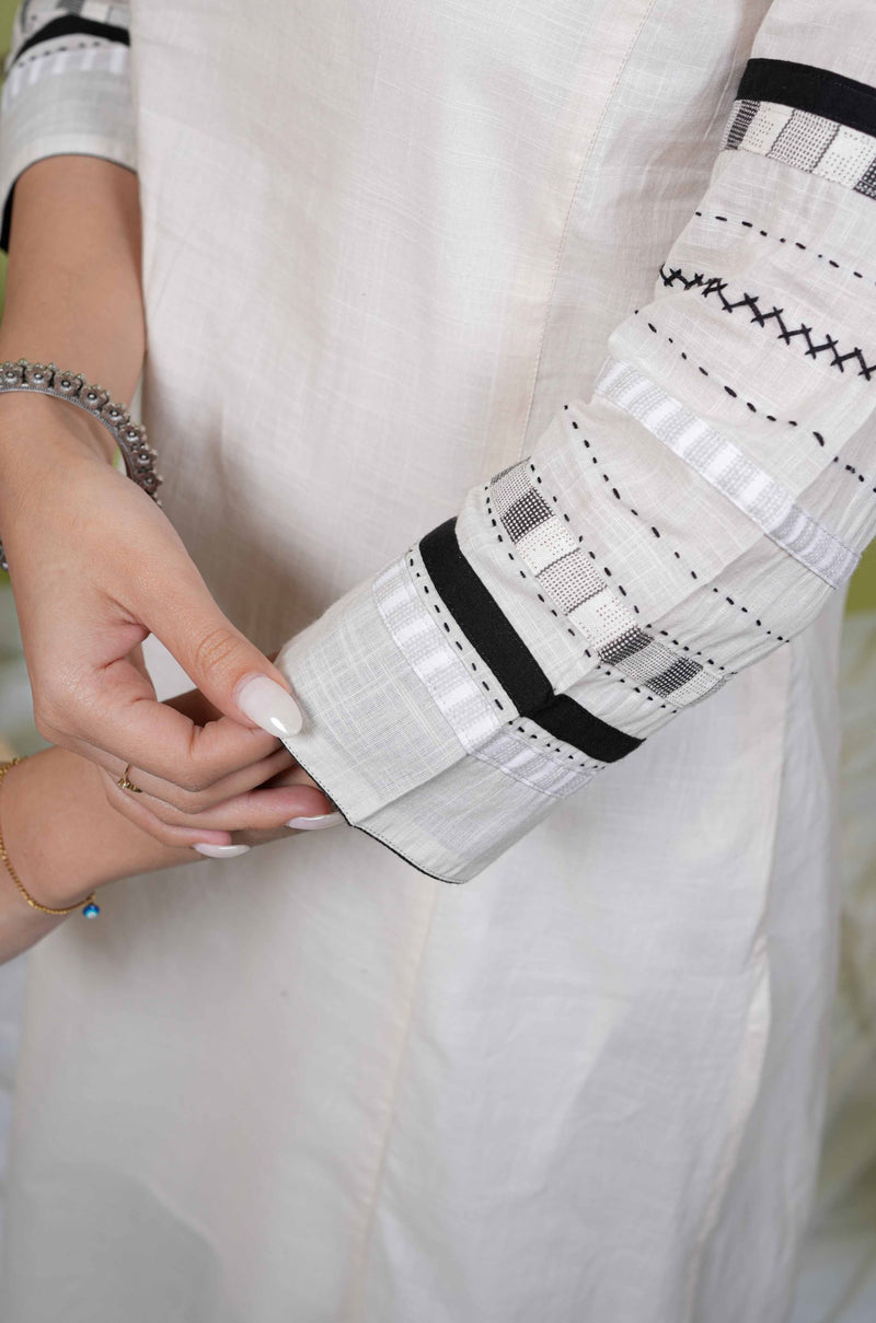 Off White Cotton Slub Round Neck Kurta For Women's