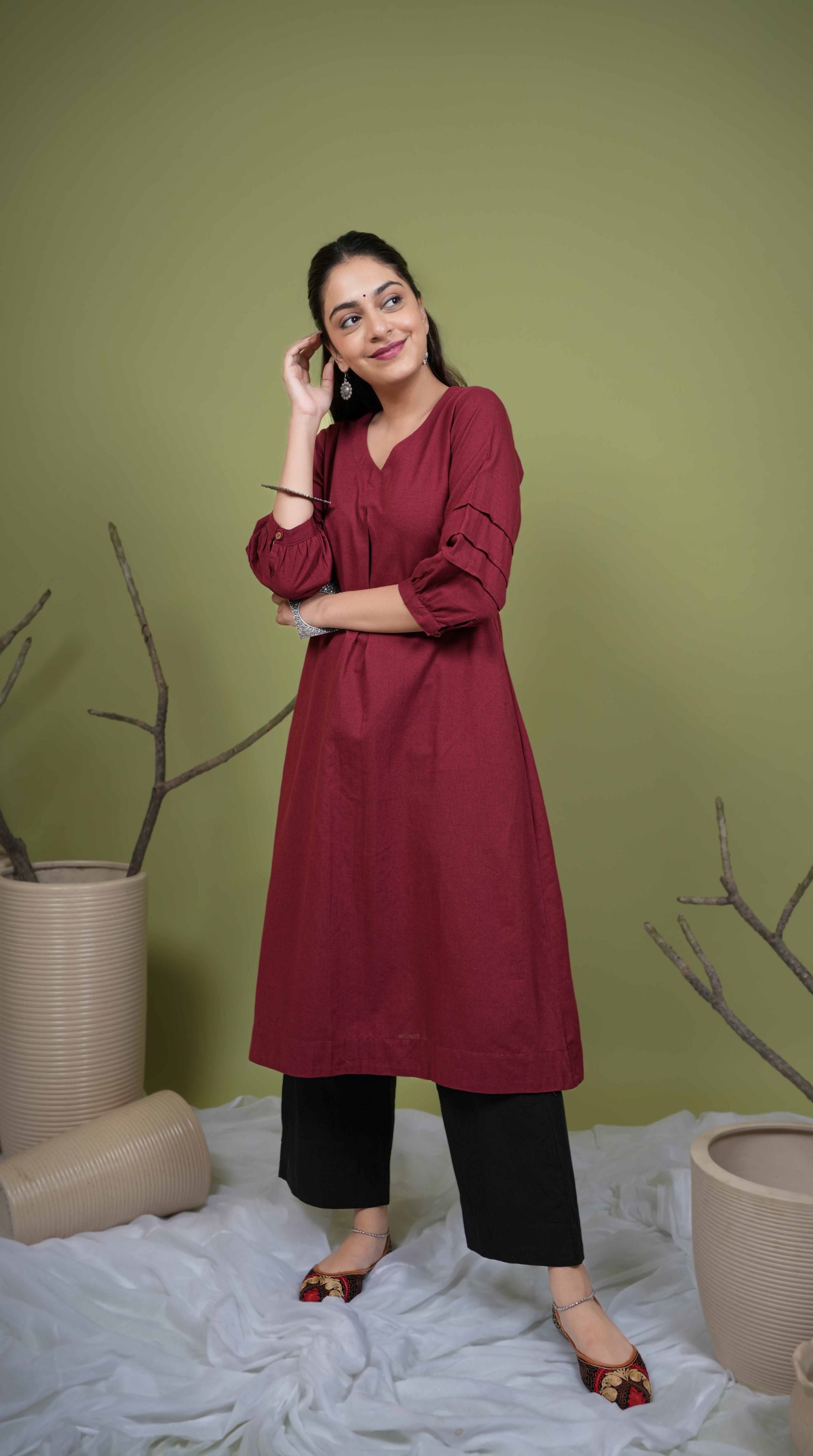 Maroon Cotton Flax V-Neck Kurta For Women's