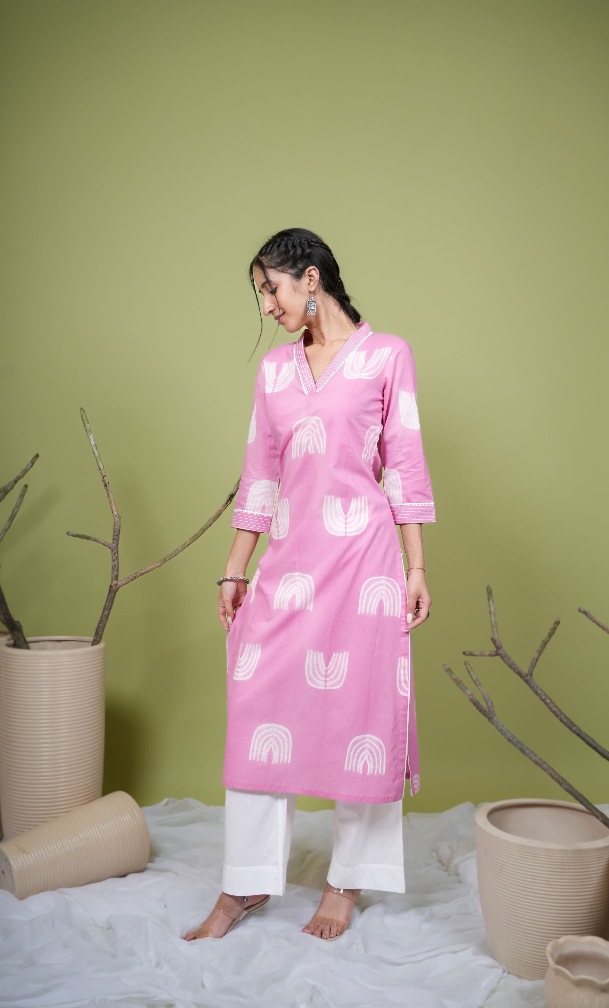 Pink Cotton V-Neck Shibori Kurta for Women's