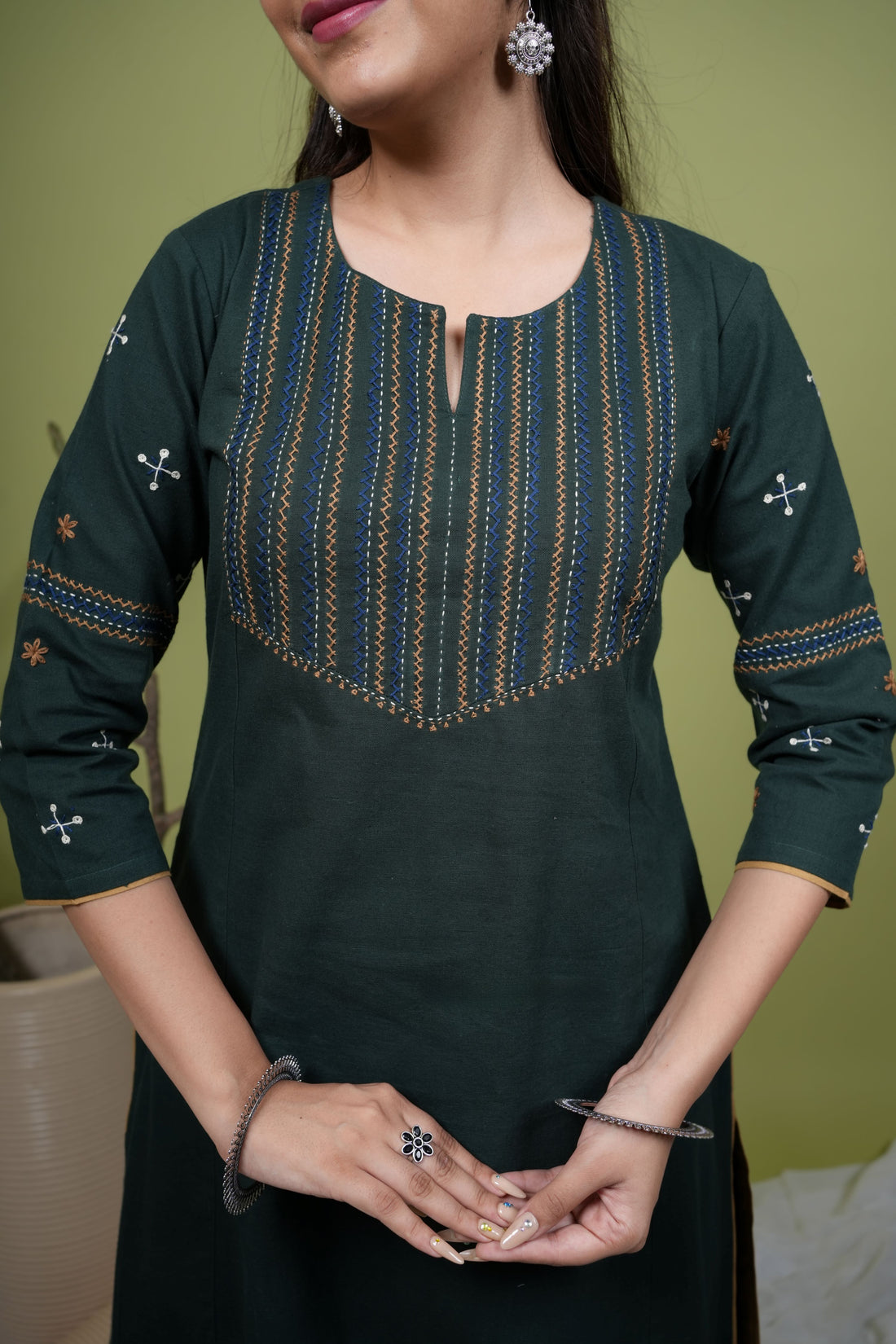 Dark Green Cotton Flax Round With Small Neck Kurta Pant Set For Women's