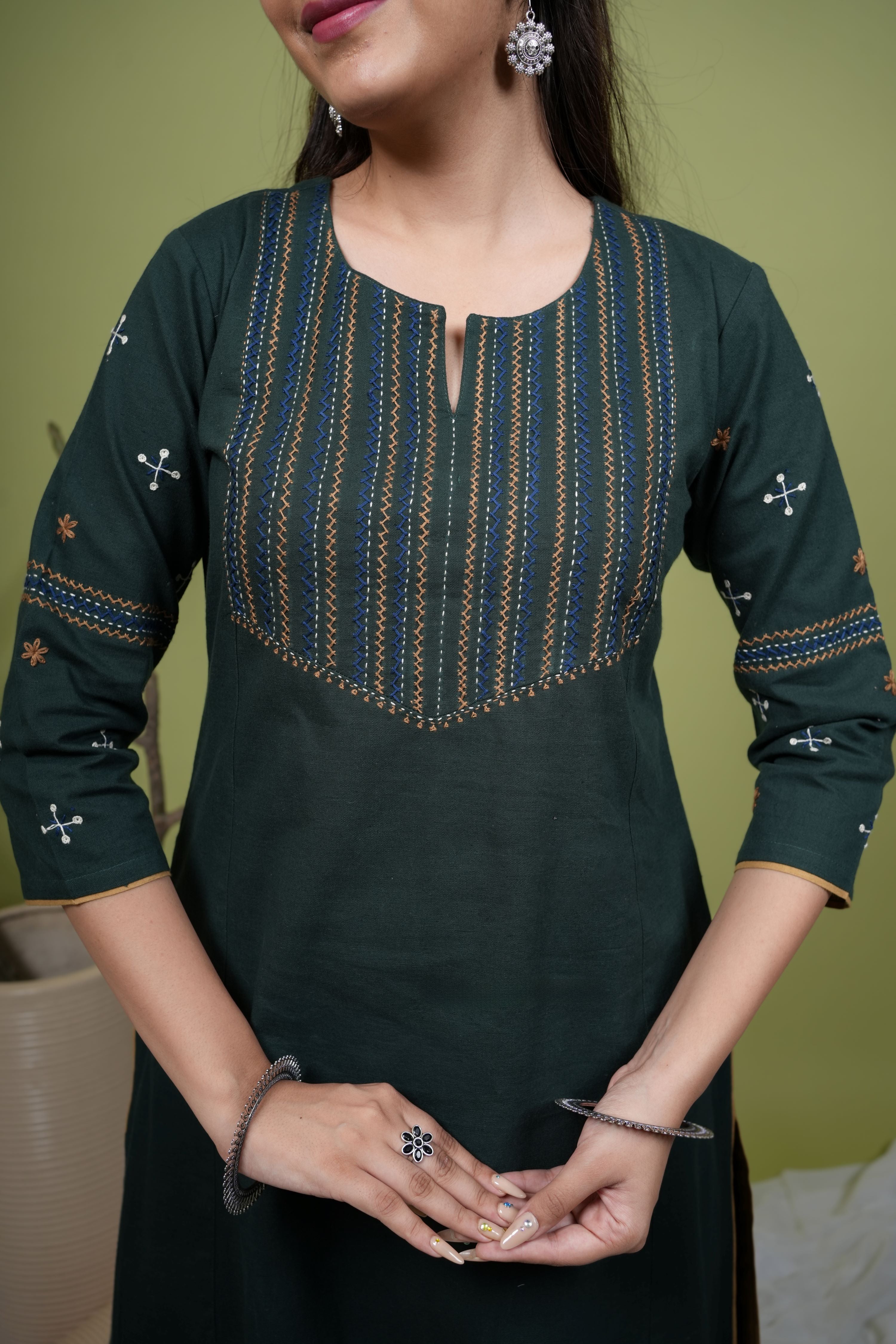 Dark Green Cotton Flax Round With Small Neck Kurta Pant Set For Women's