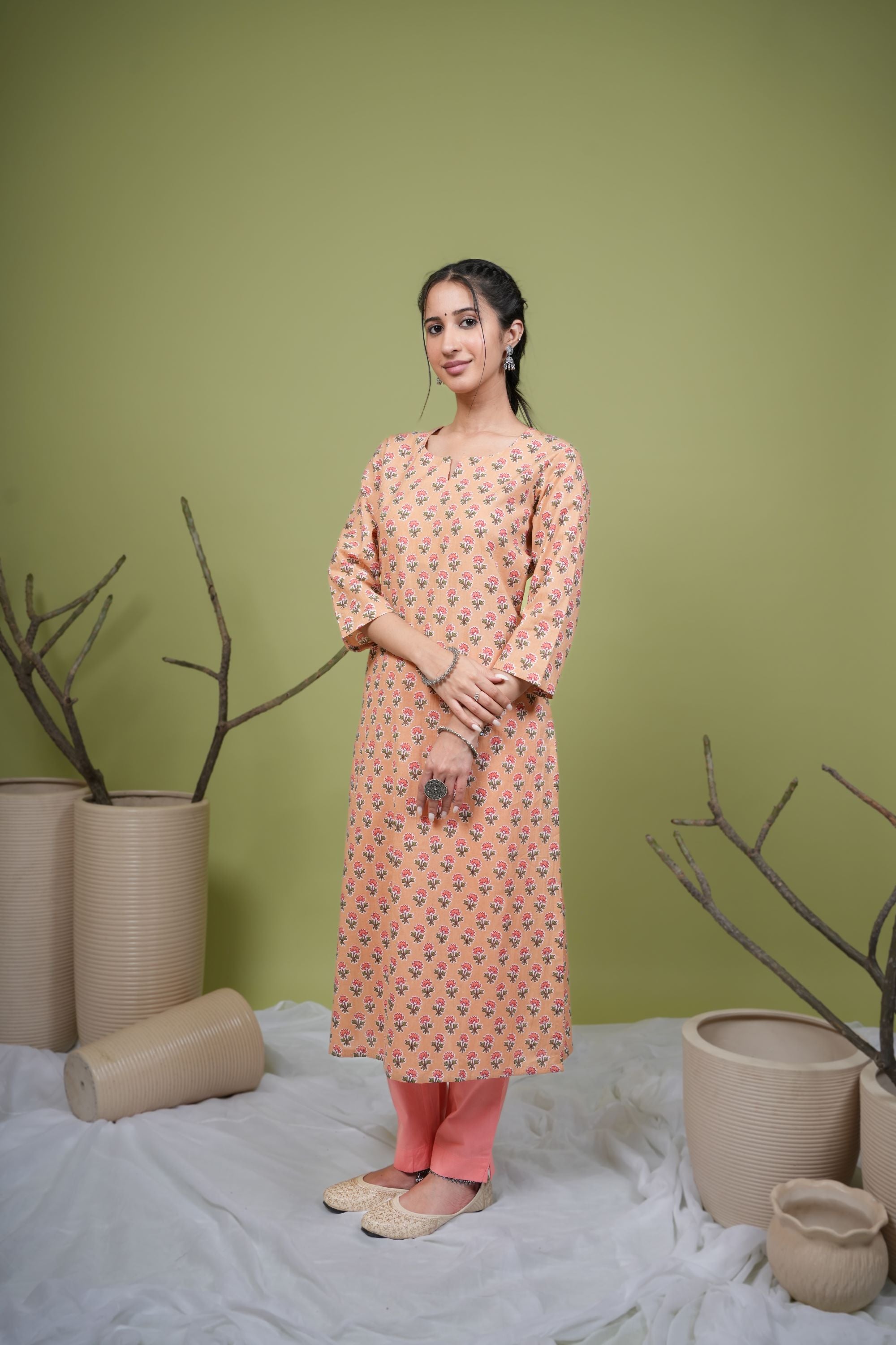 PEACH COTTON ROUND WITH SMALL V-NECK BOOTI PRINT KURTA FOR WOMEN'S