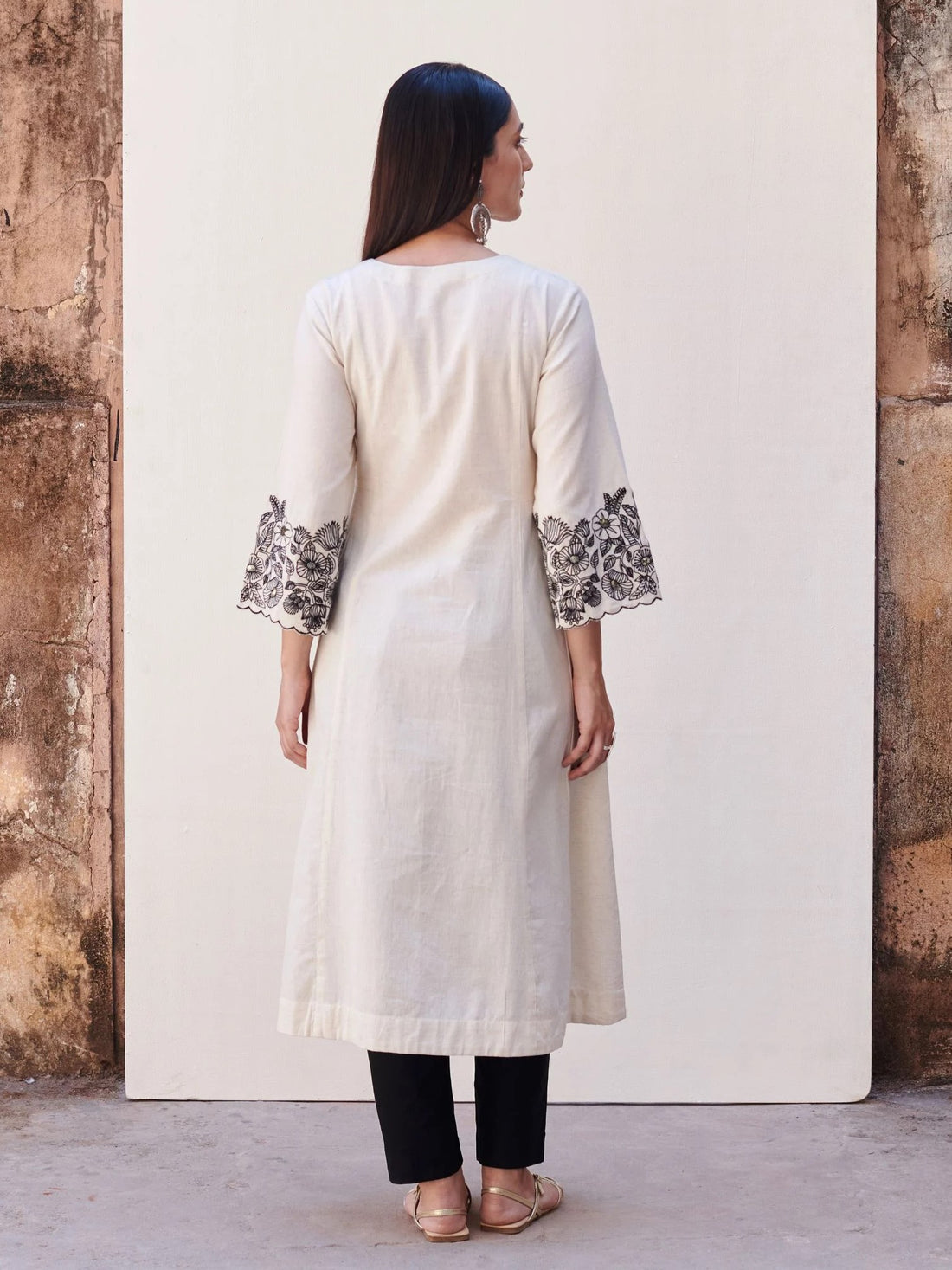 White Cotton Flax Round Neck Kurta With Floral Embroidered Sleeves for Women
