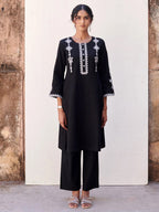Black Cotton Flax Round Neck Kurta Pant Set For Women's