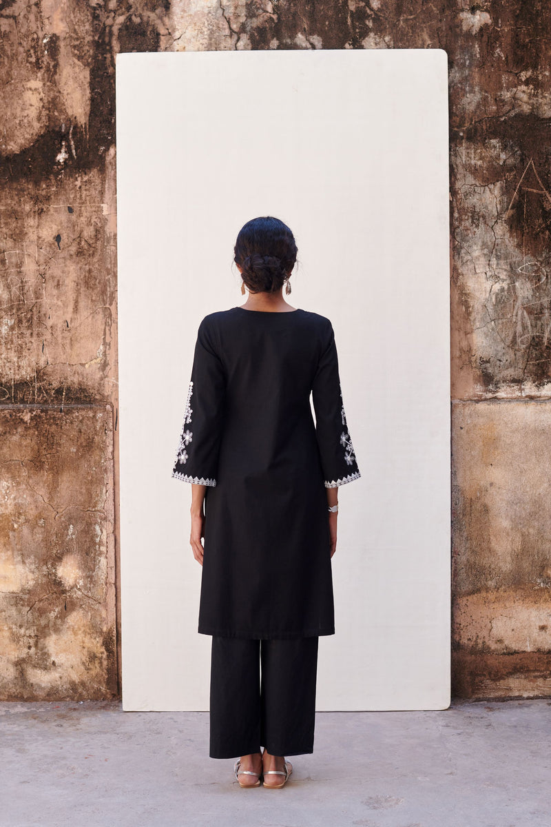 Black Cotton Flax Round Neck Kurta Pant Set For Women's