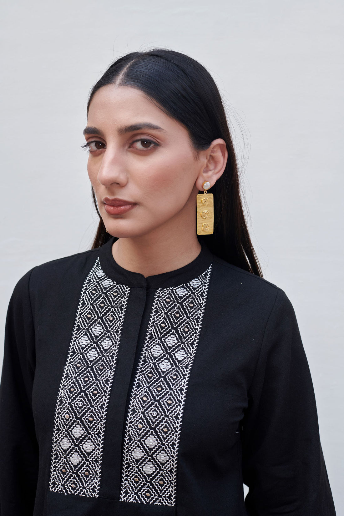 Black & White Cotton Flax Kurta With Palazzo Set For Women's
