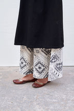 Black & White Cotton Flax Kurta With Palazzo Set For Women's