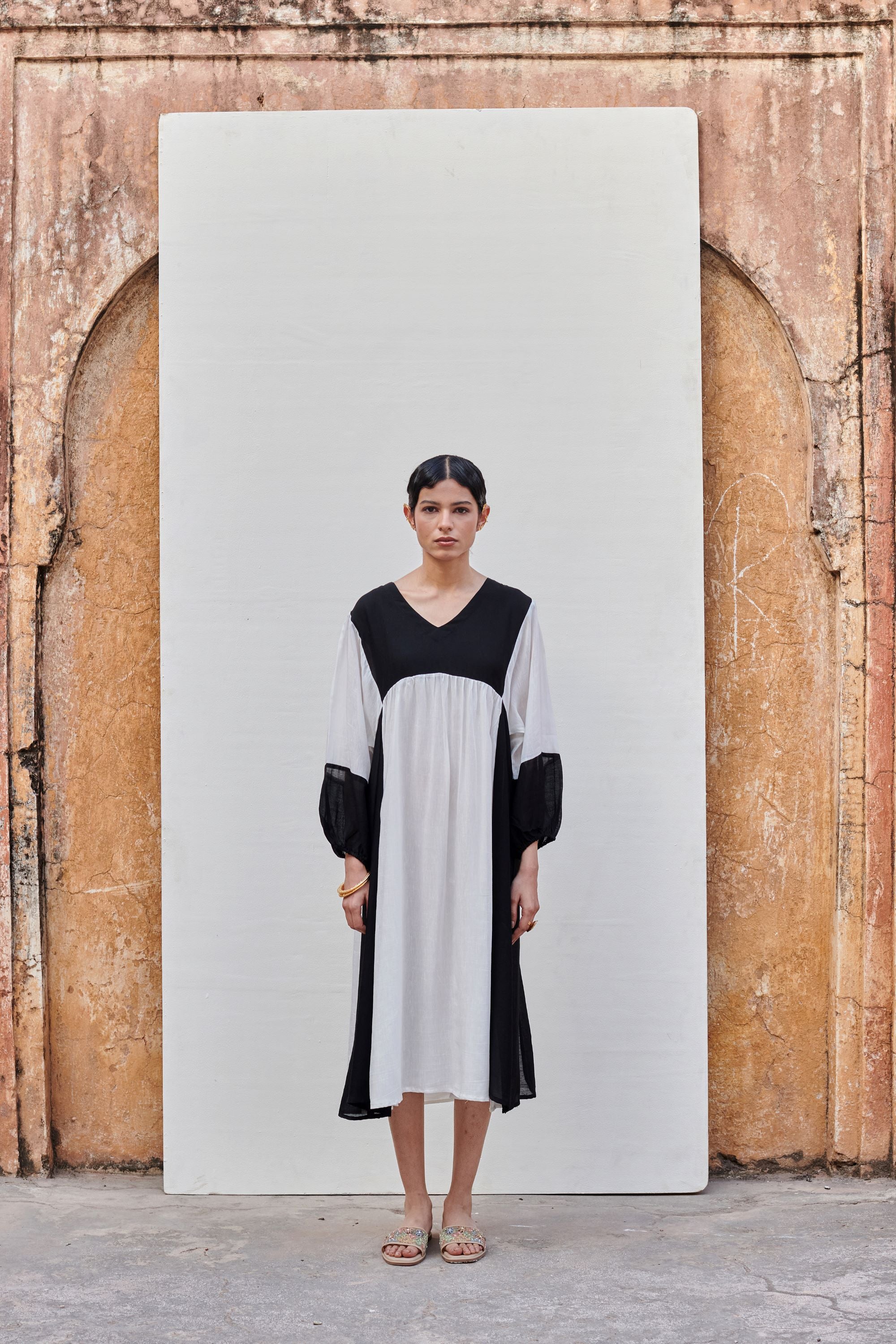 White & Black Linen V-Neck Dress For Women's
