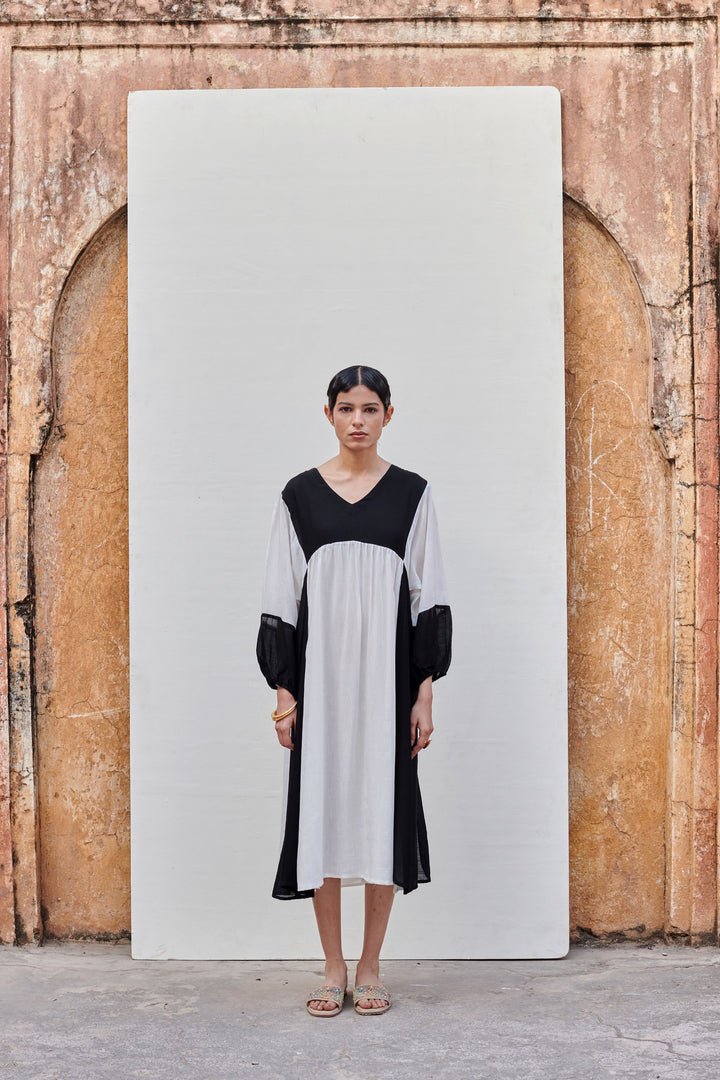 White & Black Linen V-Neck Dress For Women's
