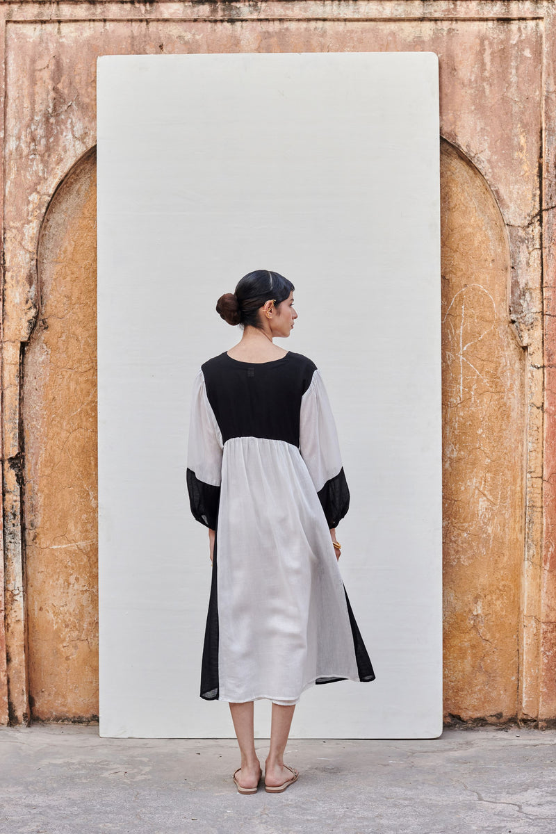 White & Black Linen V-Neck Dress For Women's