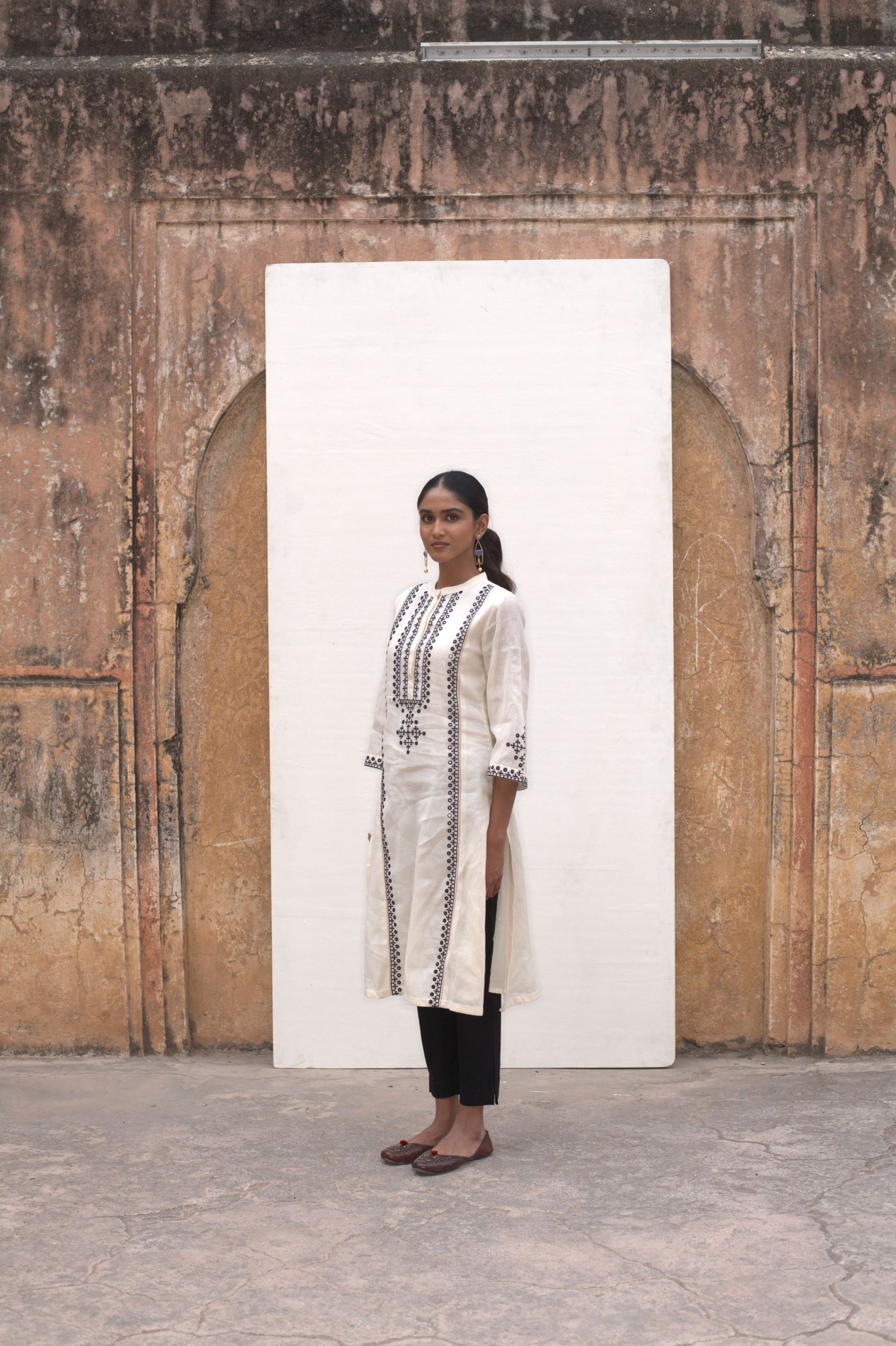 White Cotton Flex Kurta For Women's