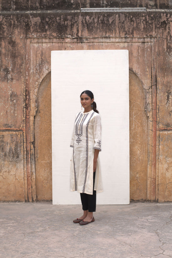 White Cotton Flex Kurta For Women's