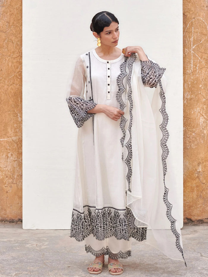 White Kurta & Dupatta Kota Doriya Pant-Cotton Round Neck Full Set For Women's