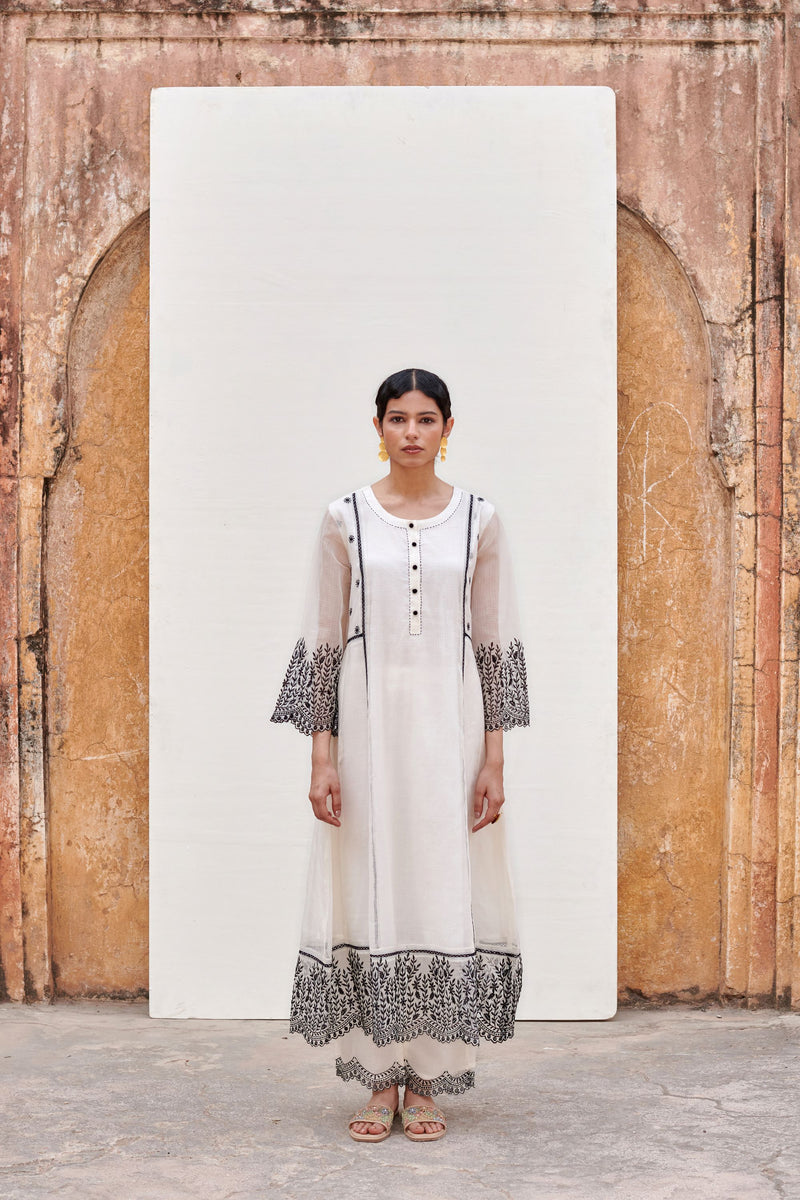 White Kurta & Dupatta Kota Doriya Pant-Cotton Round Neck Full Set For Women's