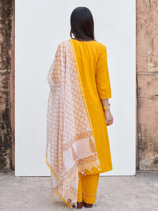 Mustard Yellow Cotton Slub Round Neck Kurta Pant Set For Women's