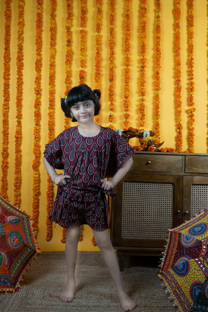 Kids Maroon Cotton Round Neck Top & Shorts Set