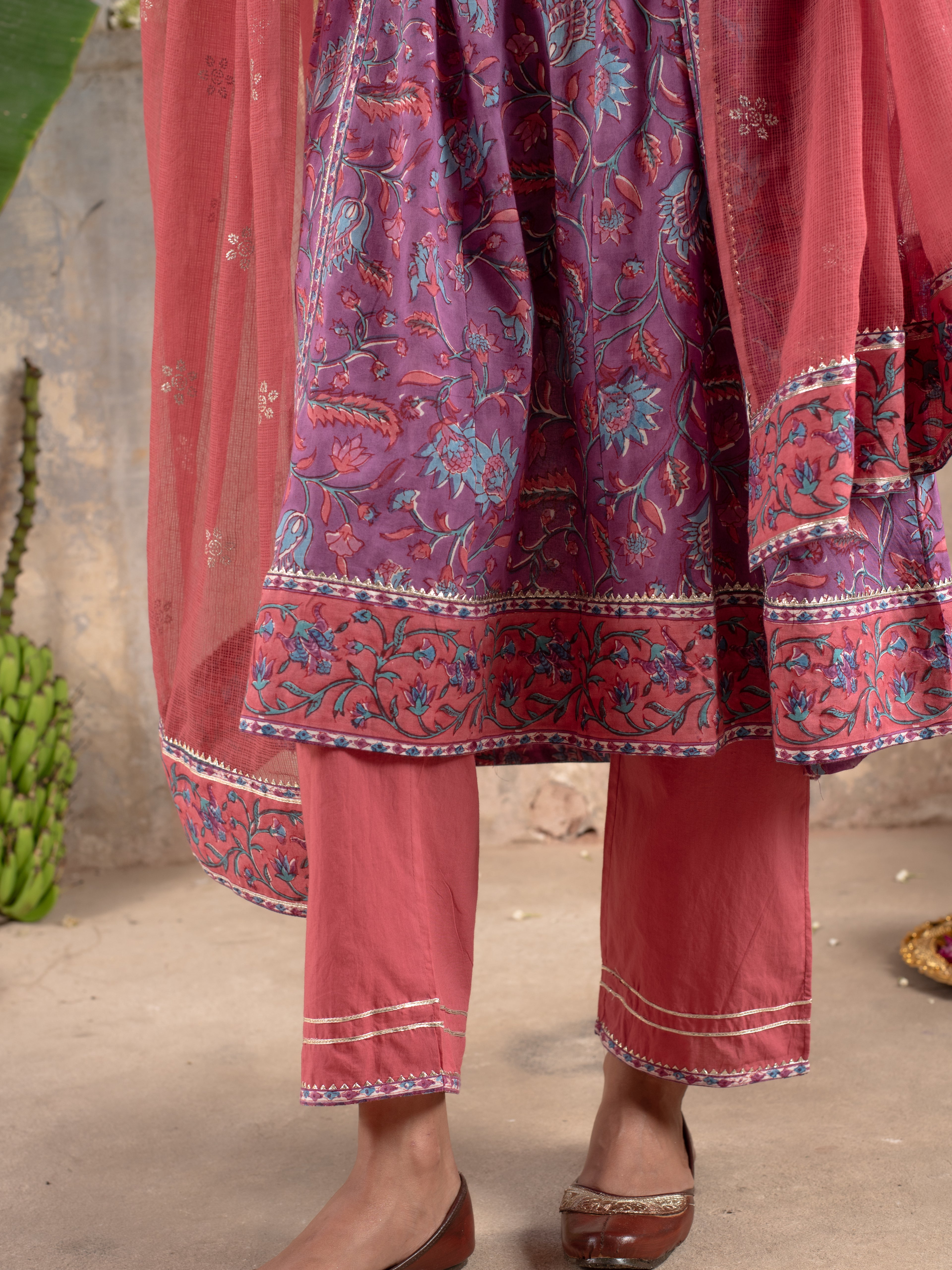 Maanya Kurta Dupatta set (Pant Not Included)