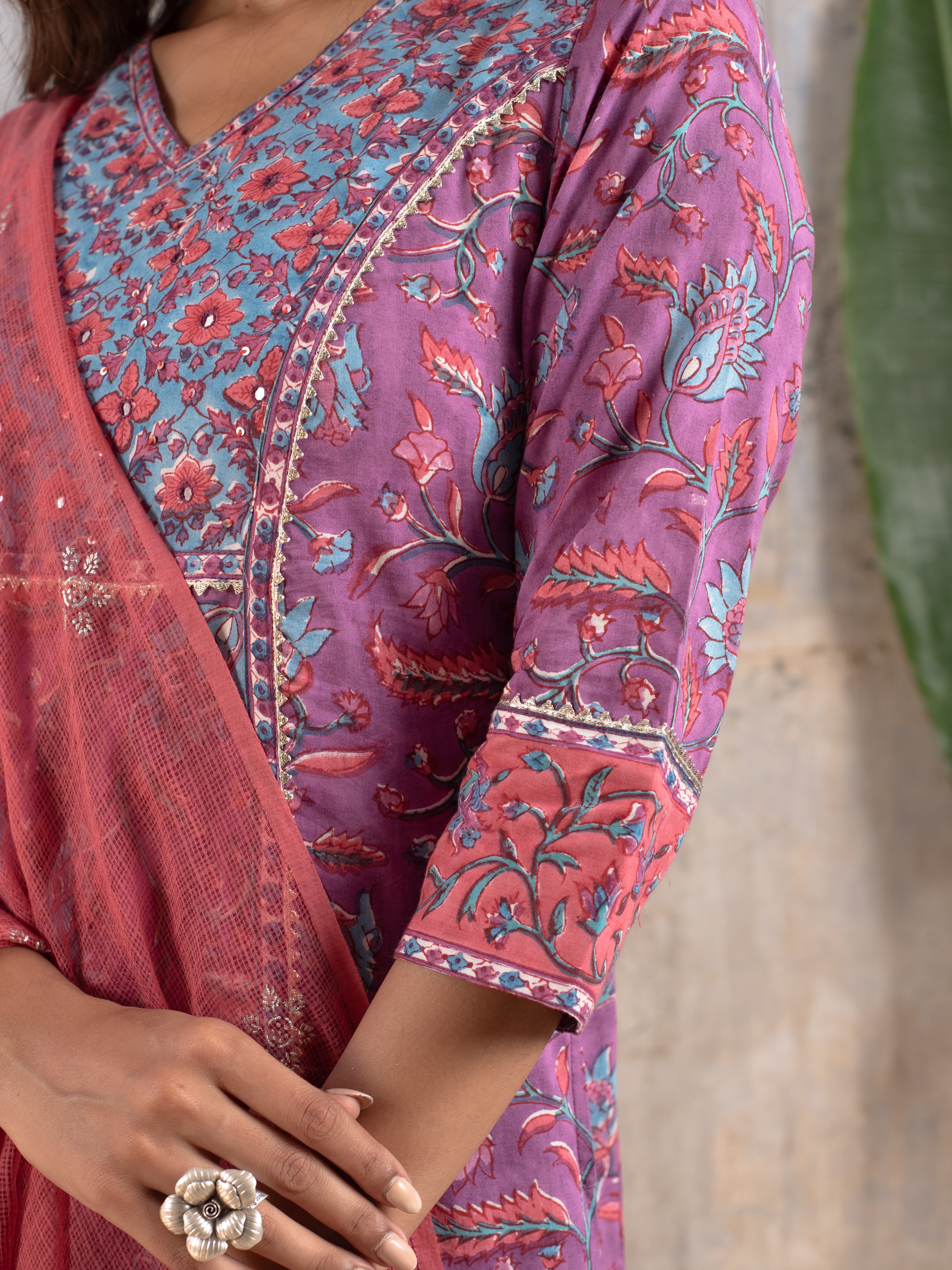 Maanya Kurta Dupatta set (Pant Not Included)