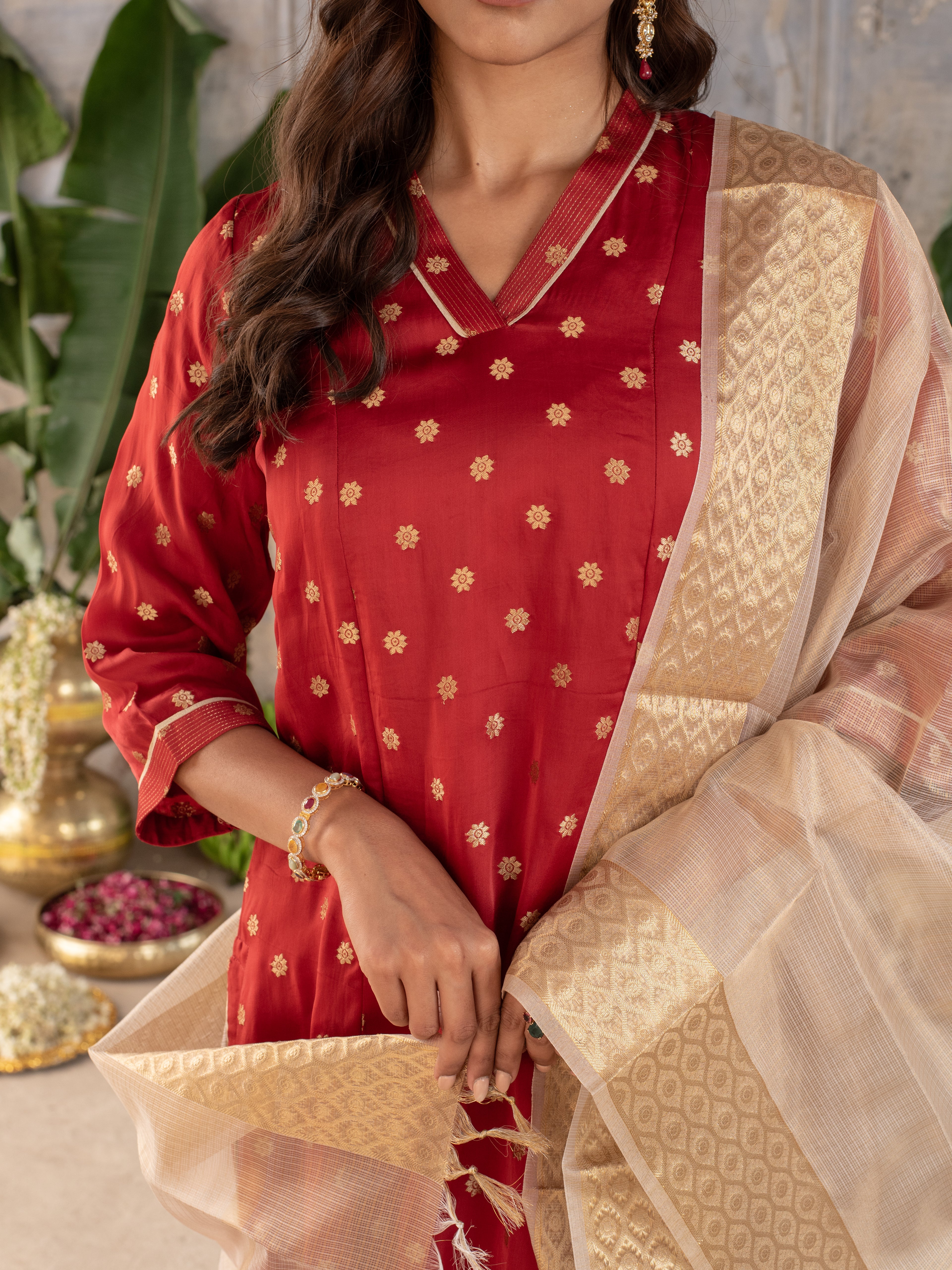 Maroon kurta-Organza Satin Zari, Lower-Muslin V-Neck Kurta Pant