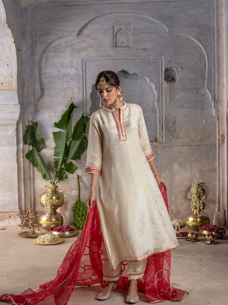 GOLD & RED TISSU SHIMMER COLLAR NECK ALL OVER WITH  GOTA WORK DUPATTA FULL SET