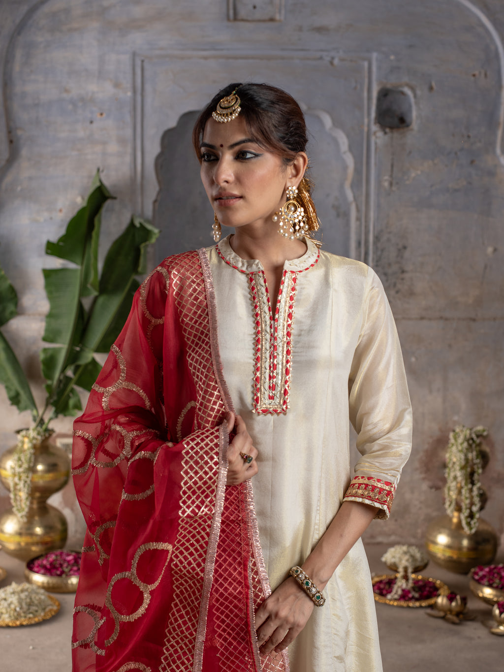 GOLD & RED TISSU SHIMMER COLLAR NECK ALL OVER WITH  GOTA WORK DUPATTA FULL SET