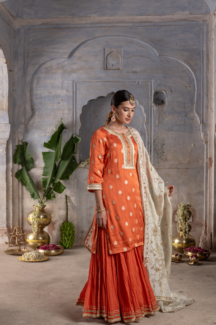 FANTA ORANGE JAQUARD SATIN ROUND NECK WITH GOTA PATTI FULL SET