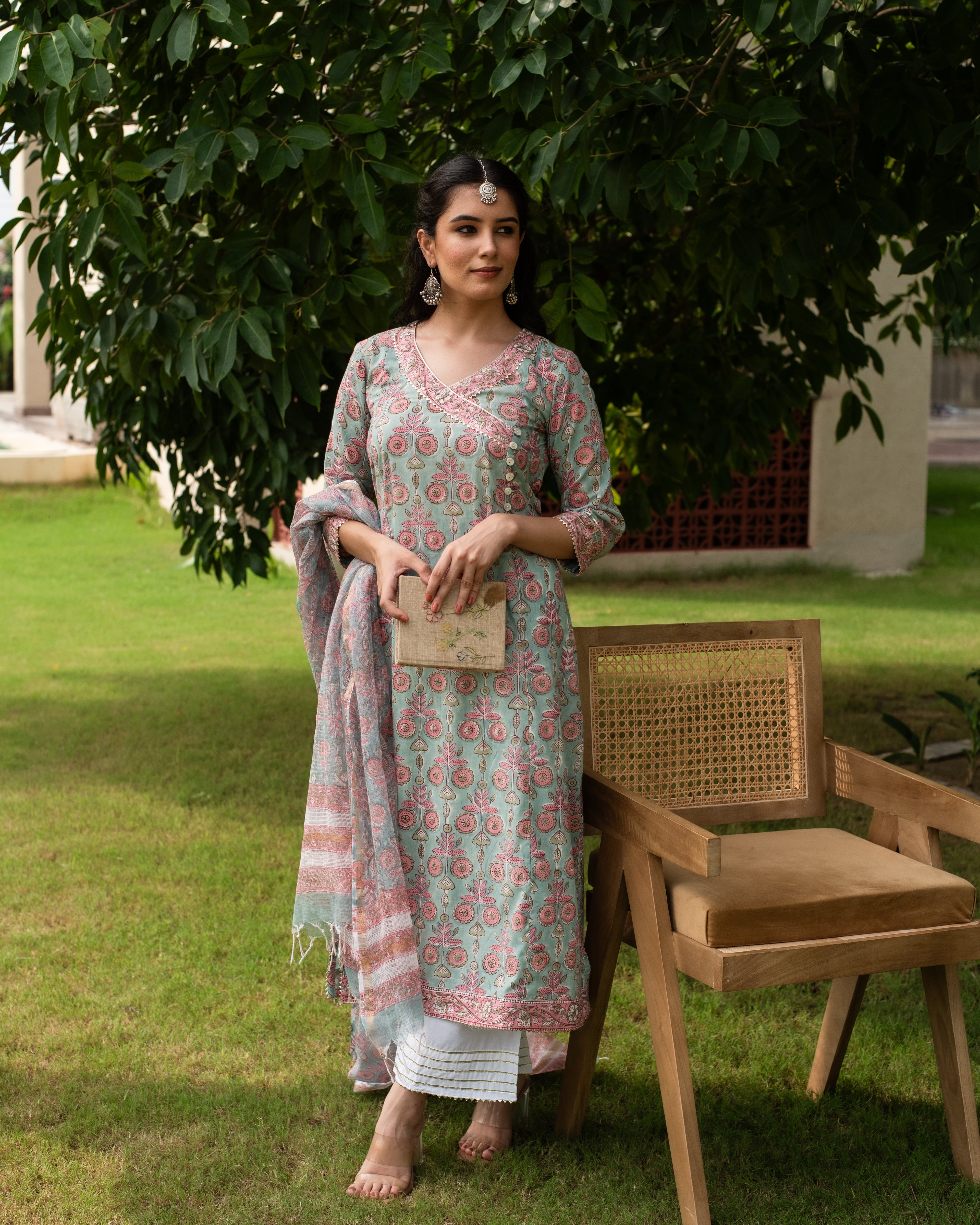 KAVYA HANDBLOCK KURTA DUPATTA SET(Pant Not Included)