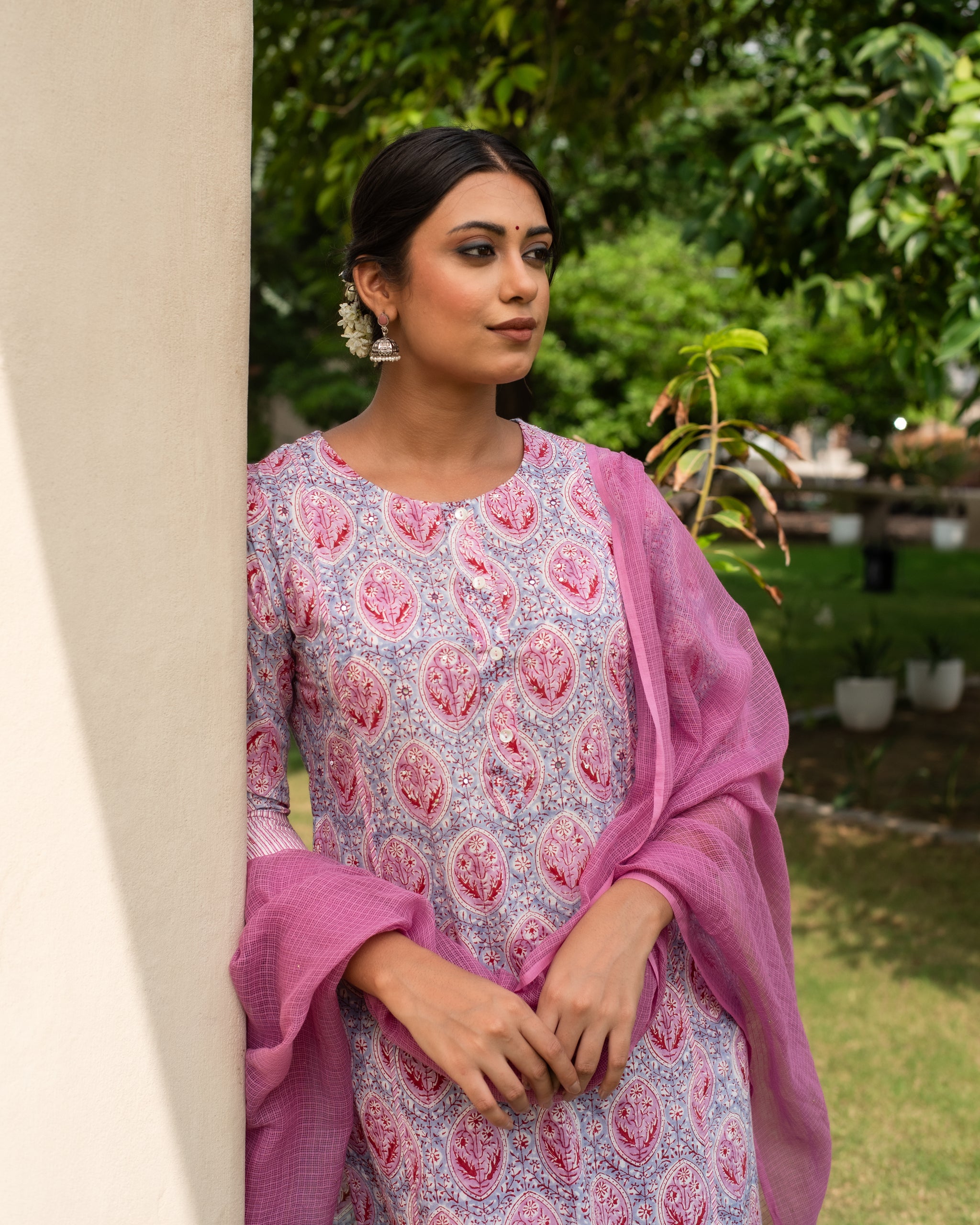 Dhurvi Straight Kurta