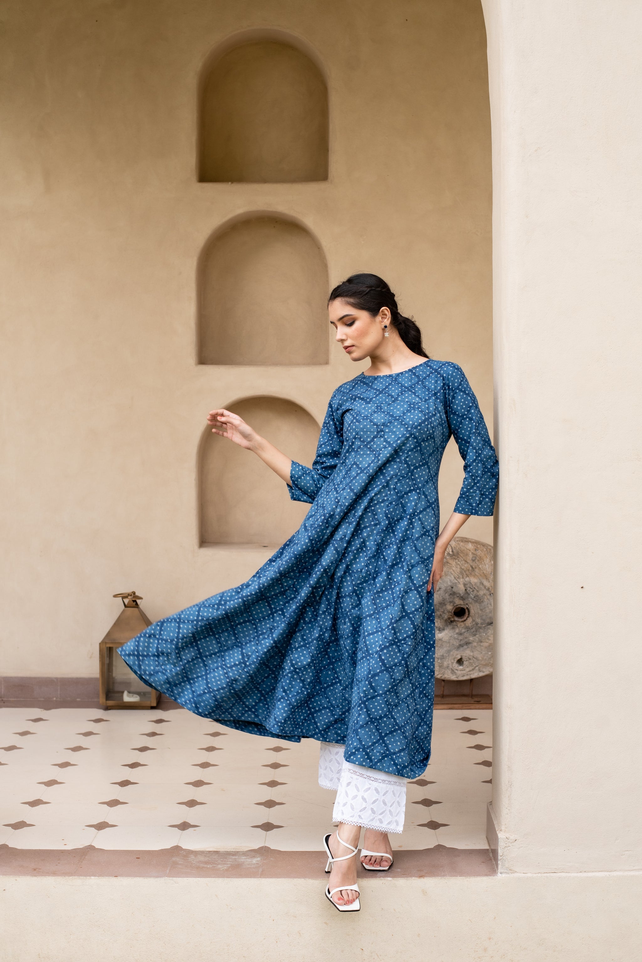 Divita Indigo Handblock Kalidar Kurta