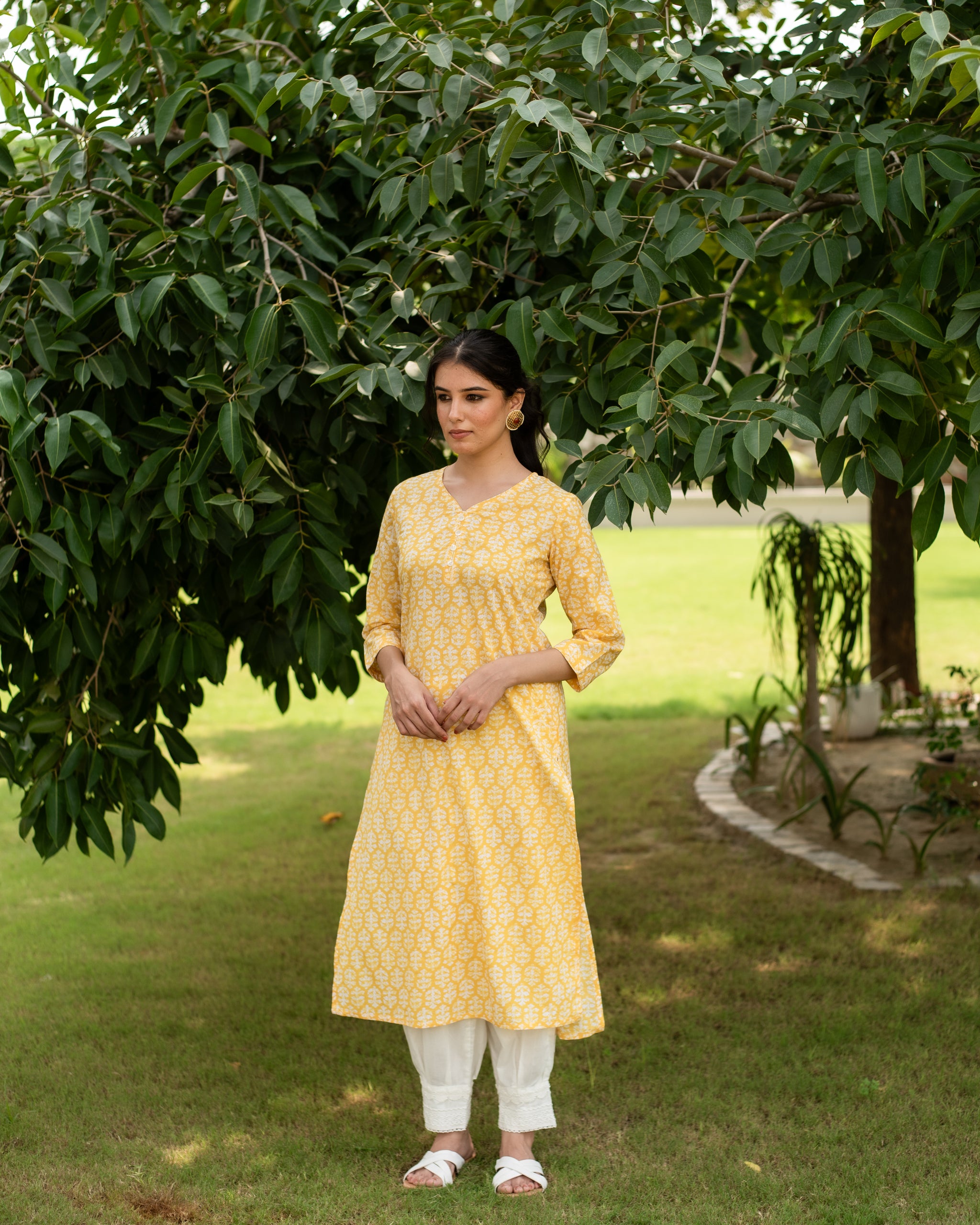 Charvi Straight Kurta