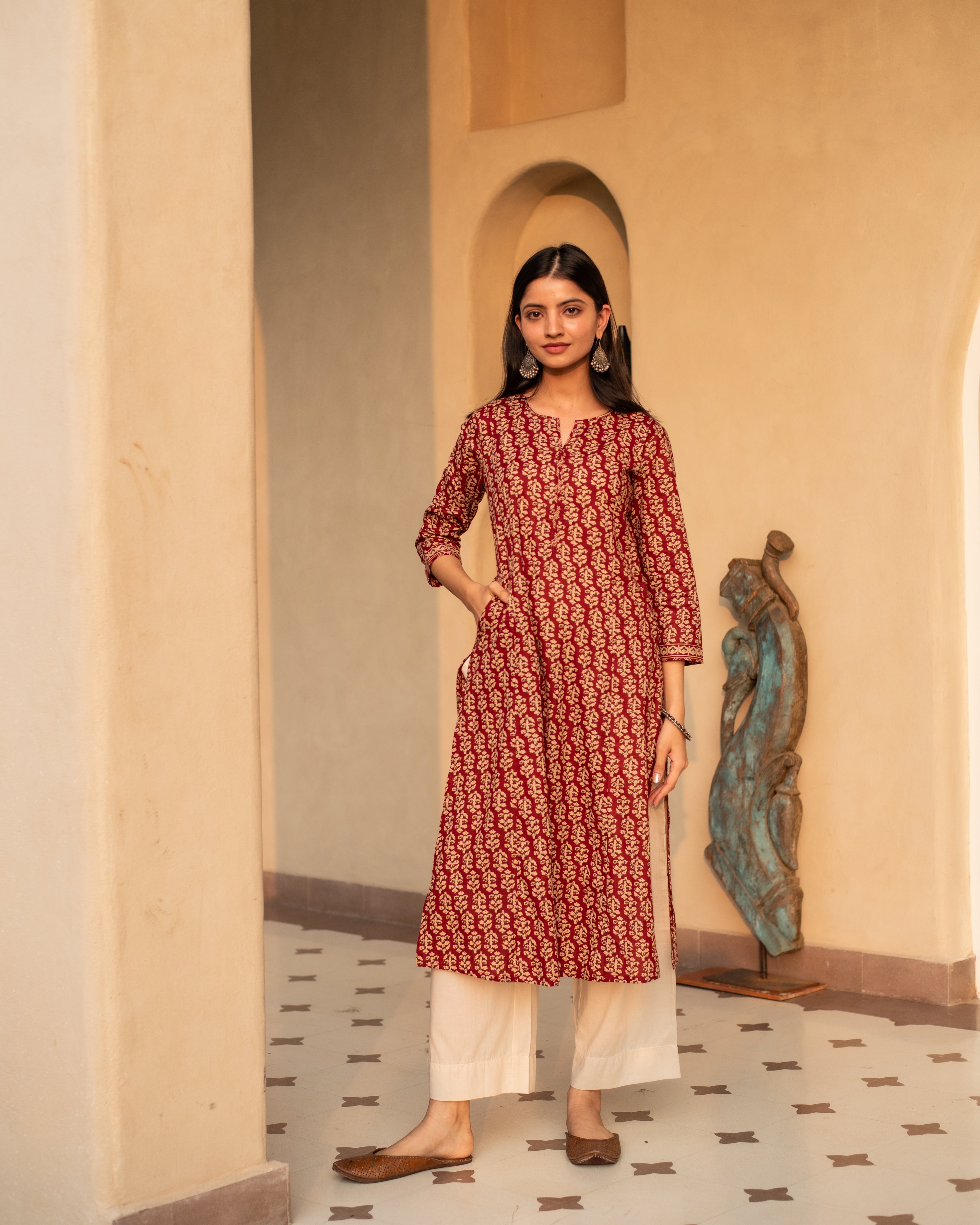 Anshika Streight Kurta