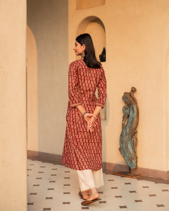 Anshika Streight Kurta