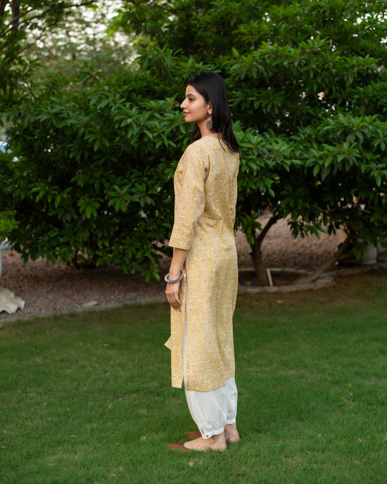 Pakhi Straight Kurta