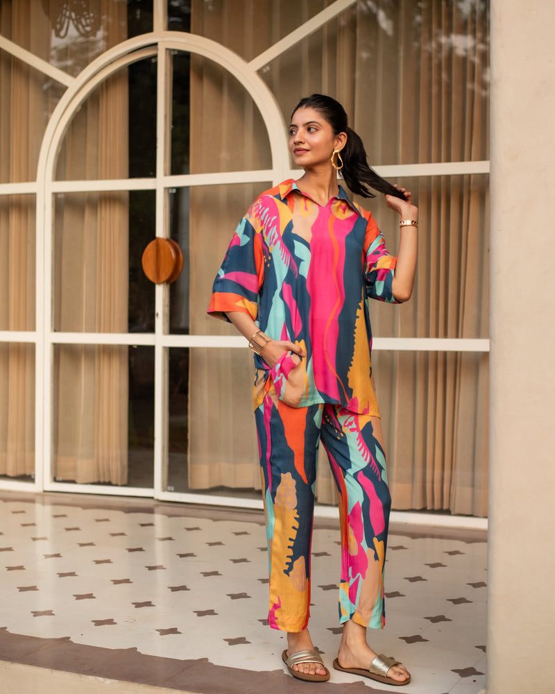 Multicolored Muslin Collar With V-Neck Co-Ord Set For Women's