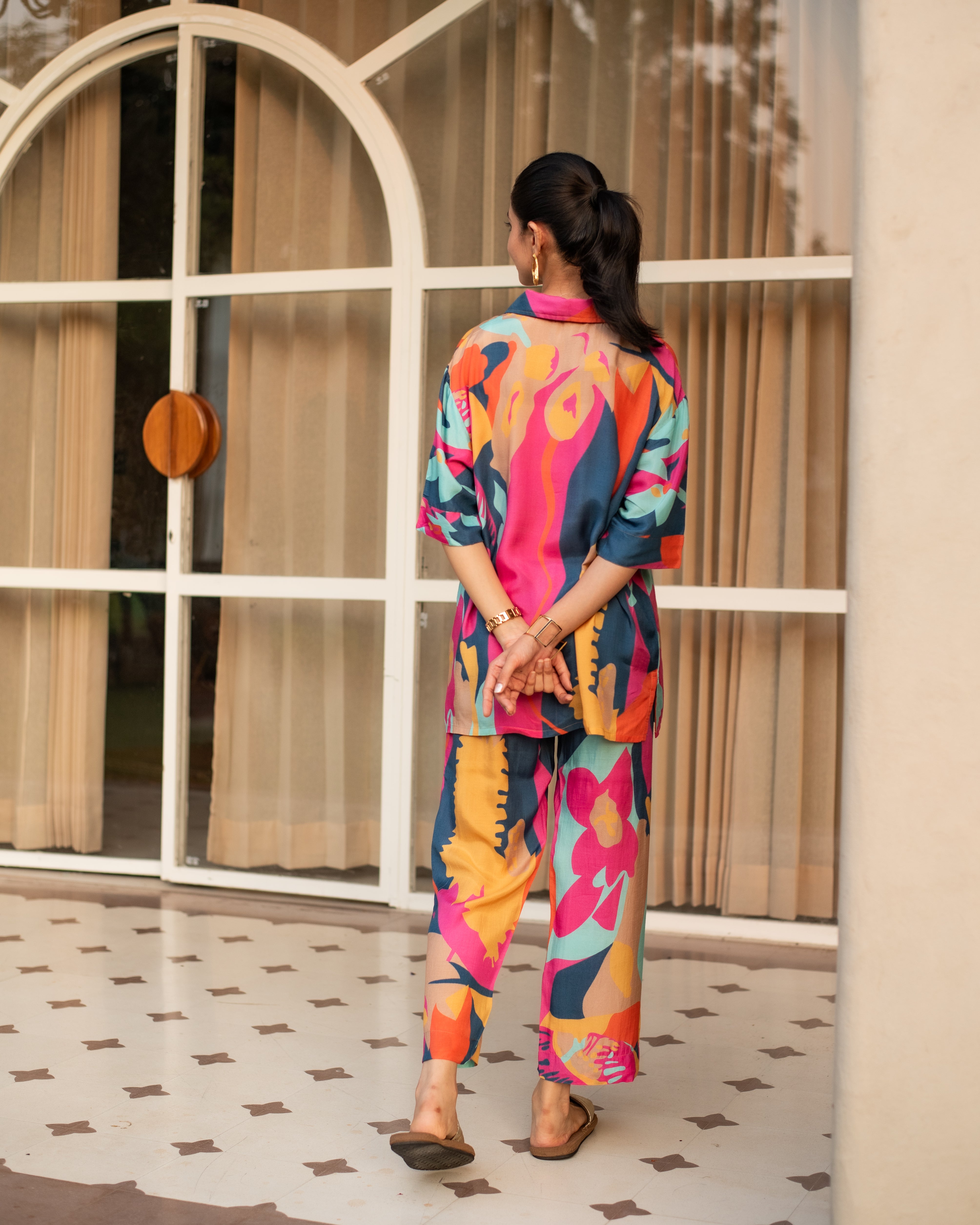 Multicolored Muslin Collar With V-Neck Co-Ord Set For Women's