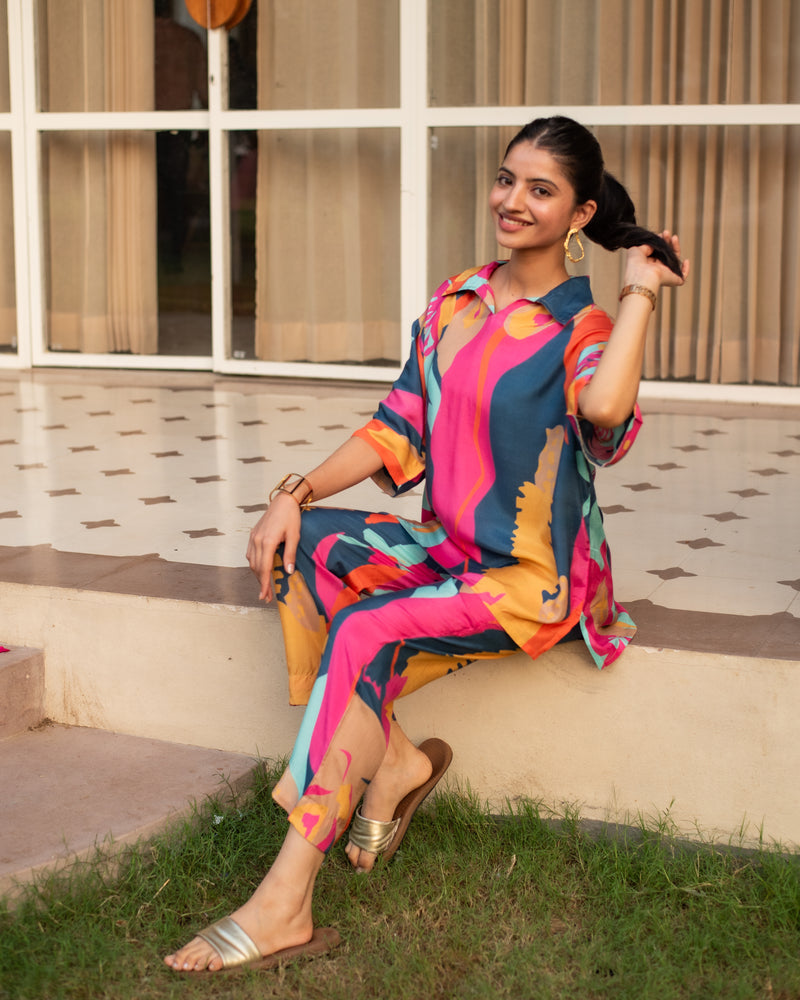 Multicolored Muslin Collar With V-Neck Co-Ord Set For Women's