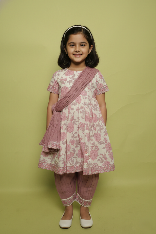 White Kurta Salwar Dupatta